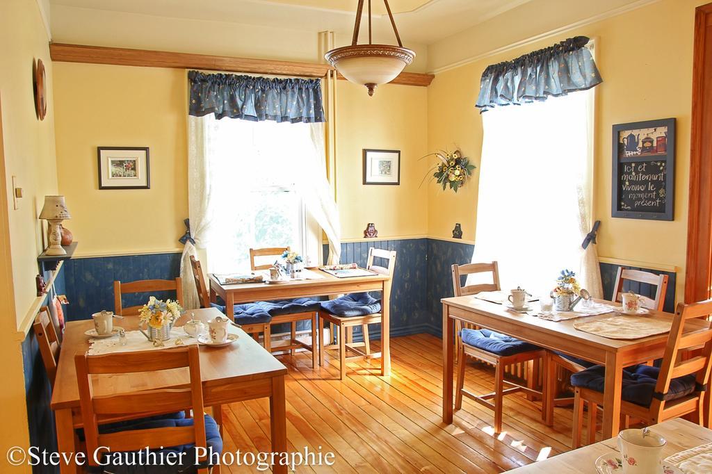 マゴグ Ici Et Maintenant Bed & Breakfast エクステリア 写真