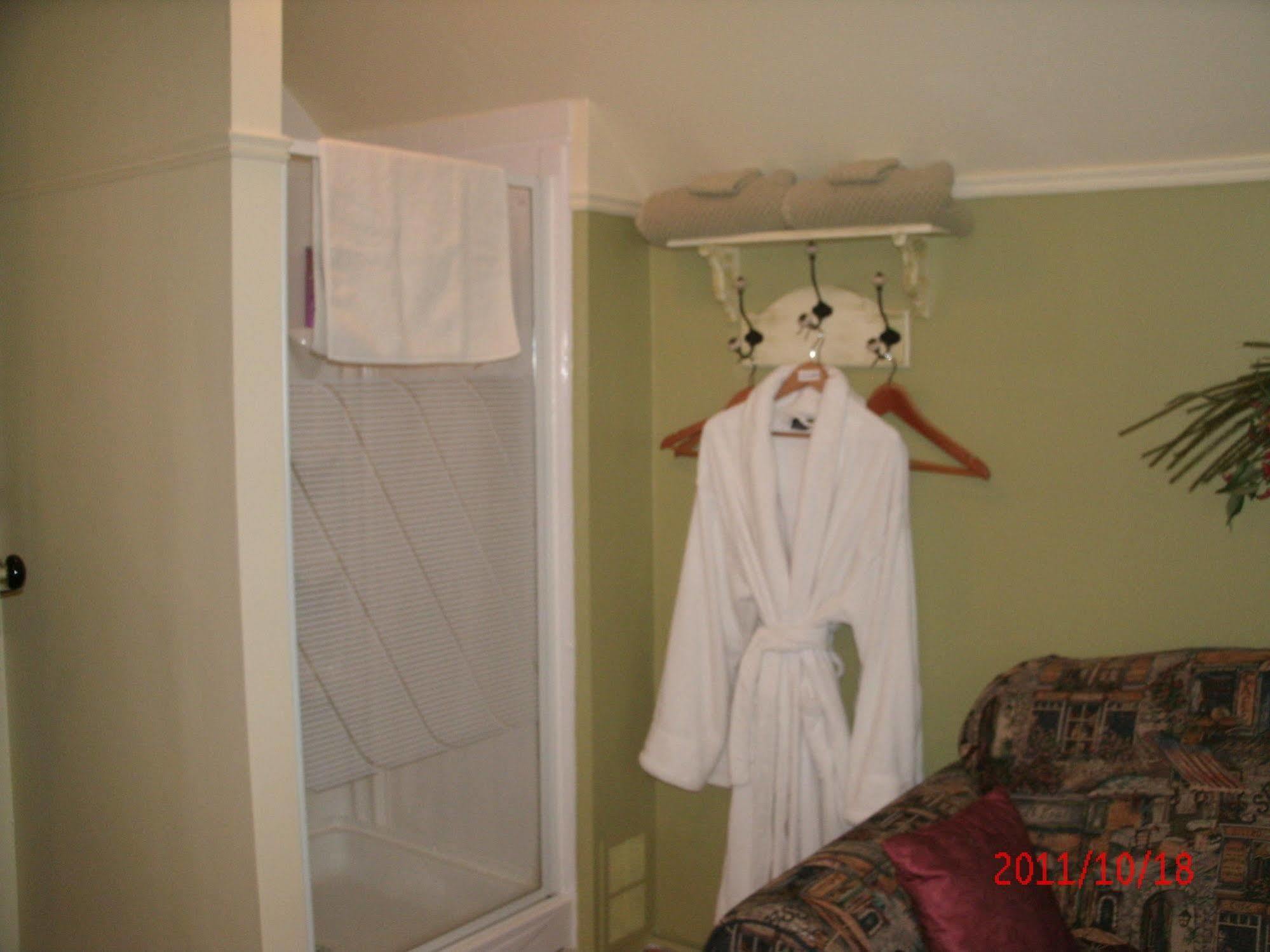 マゴグ Ici Et Maintenant Bed & Breakfast エクステリア 写真
