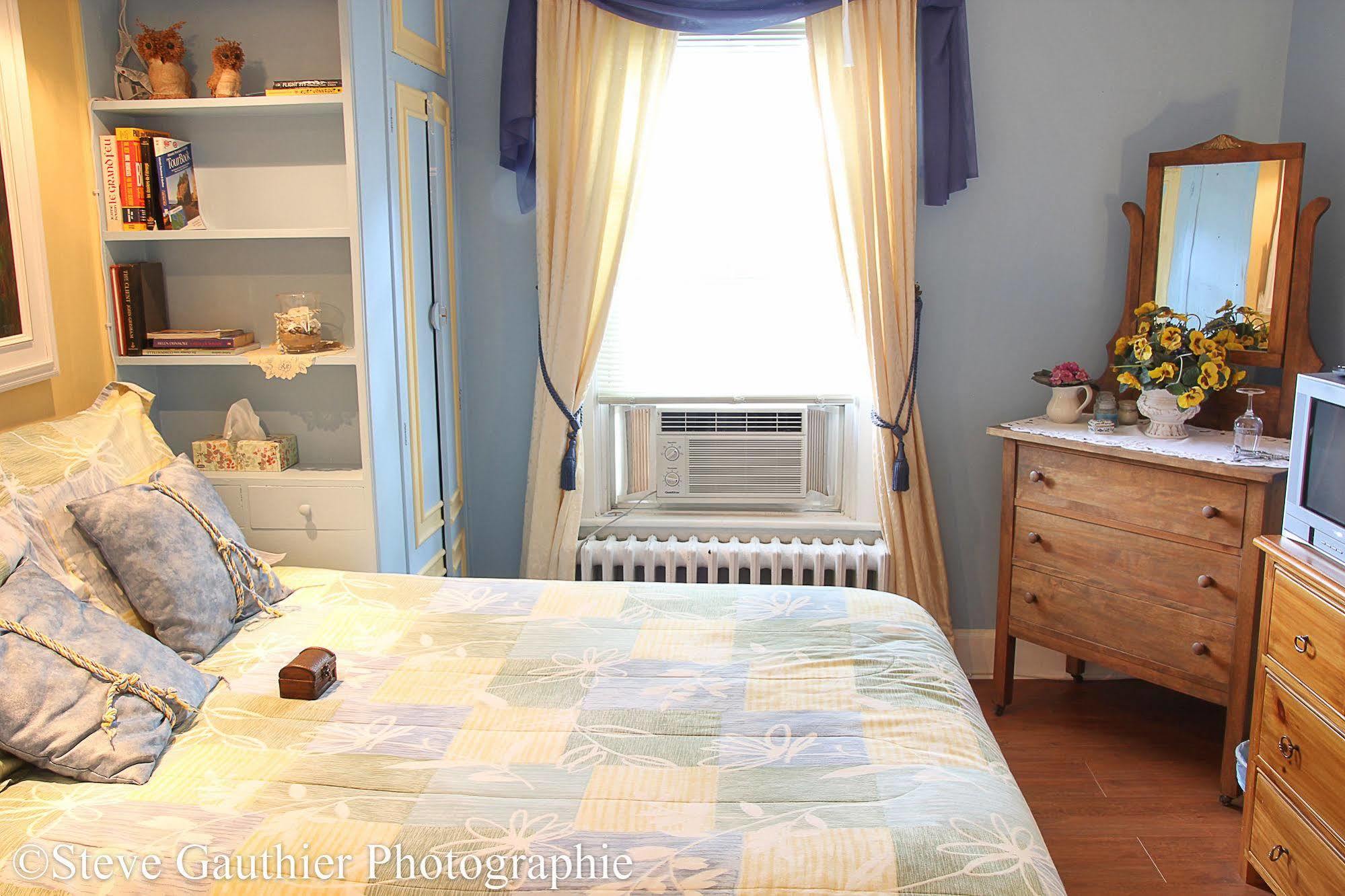 マゴグ Ici Et Maintenant Bed & Breakfast エクステリア 写真
